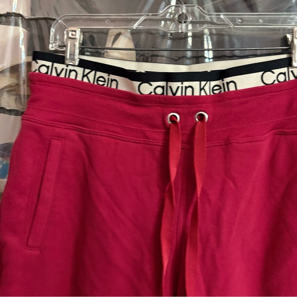 Calvin Klein XL sweats - Picture 6 of 7